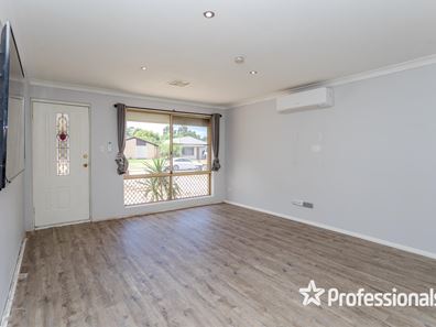 27 Grafham Road, Brookdale WA 6112