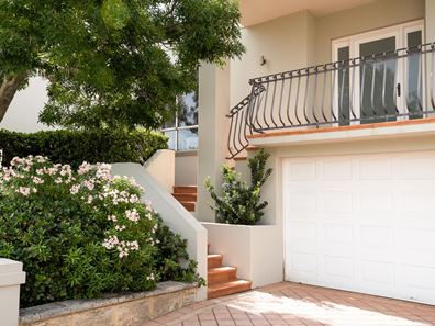 17 Portsea Rise, Mosman Park WA 6012