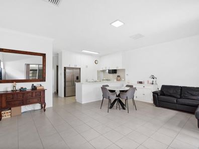 64 Cheriton Avenue, Ellenbrook WA 6069