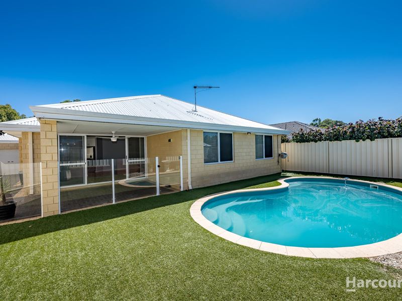 30 Nambi Parkway, Banksia Grove WA 6031