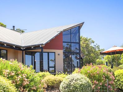 2 Kurrum Place, Quedjinup WA 6281
