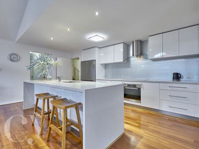 78B Holman Street, Alfred Cove WA 6154