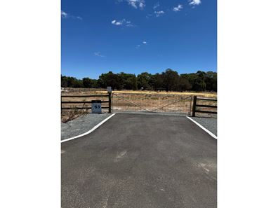 26 Swishbush Close, Cardup WA 6122