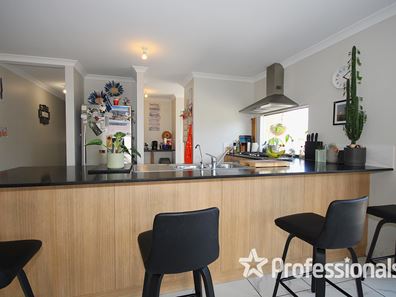 21 Kerrine Approach, Capel WA 6271