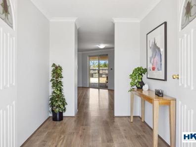8 Granesse Drive, Ellenbrook WA 6069