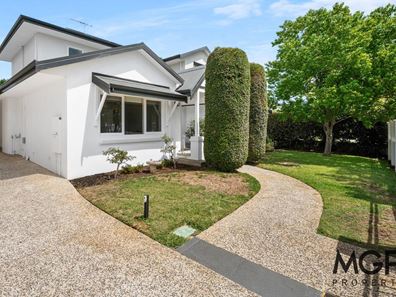 34 Stirk Road, Alfred Cove WA 6154
