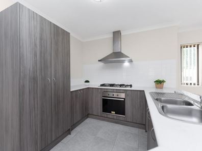 16A Stanton Road, Redcliffe WA 6104