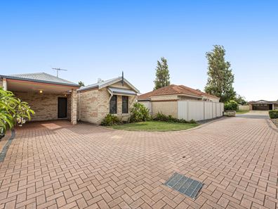 9/6 Bristol Street, Warnbro WA 6169
