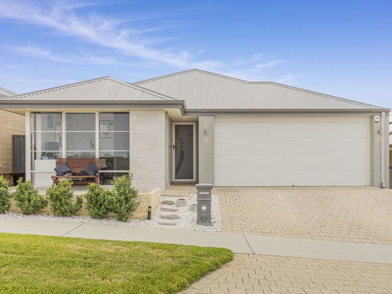 70 Luminous Crescent, Eglinton WA 6034