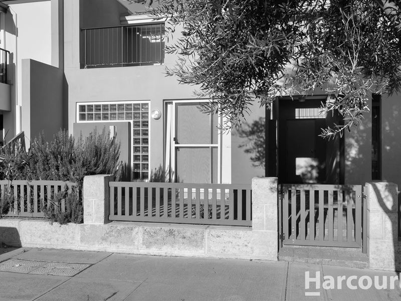 1/16 Cottage Street, Mandurah WA 6210