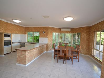 88 Moyup Way, South Yunderup WA 6208