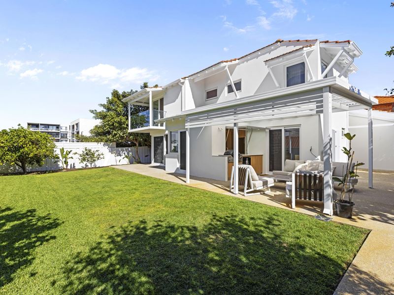 89A Flora Terrace, North Beach WA 6020