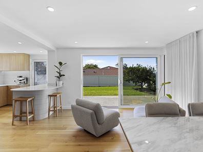89A Flora Terrace, North Beach WA 6020
