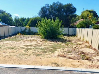 8/34 THATCHER STREET, Waroona WA 6215
