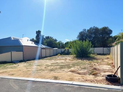 8/34 THATCHER STREET, Waroona WA 6215
