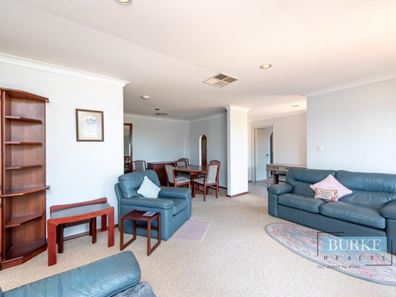 23 Adare Way, Kingsley WA 6026