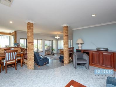 23 Adare Way, Kingsley WA 6026