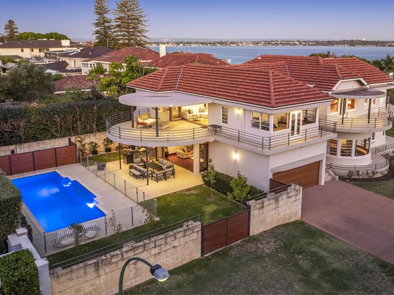 43 Jutland Parade, Dalkeith WA 6009