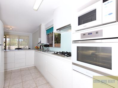 32 River Drive, Pinjarra WA 6208