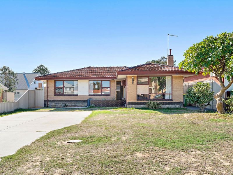 6 Michael Street, Beaconsfield WA 6162