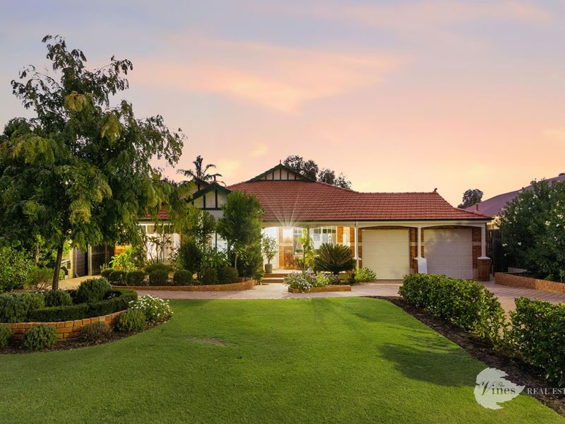 33 Sauvignon Avenue, The Vines