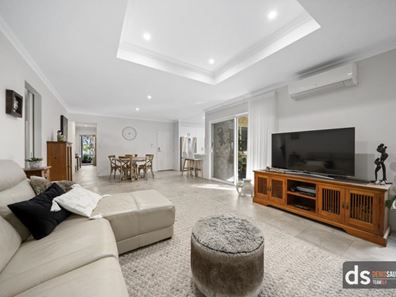 1/37 Wattle Mews, Hocking WA 6065