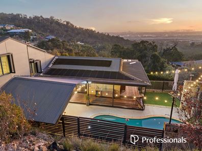106 Kalamunda Road, Kalamunda WA 6076