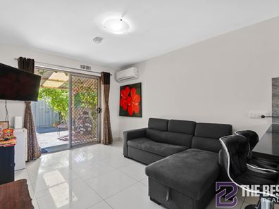 9/303 Harborne Street, Glendalough WA 6016