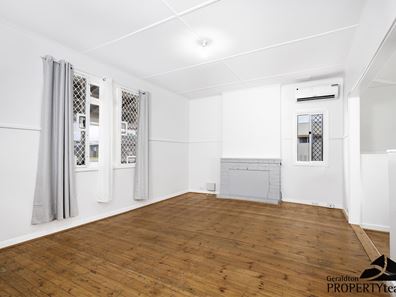 222 Evans Street, Beachlands WA 6530