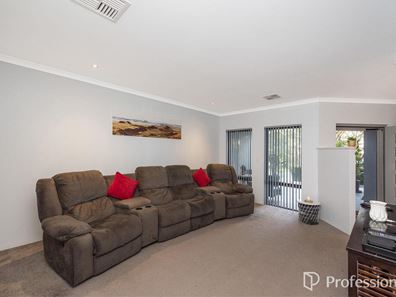 4 Gaddara Corner, Byford WA 6122