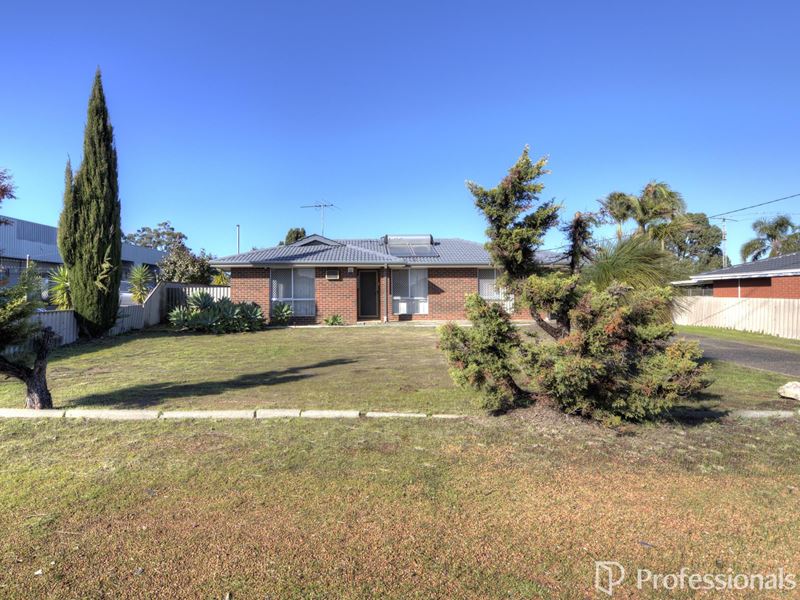 379 Holmes Road, Forrestfield WA 6058
