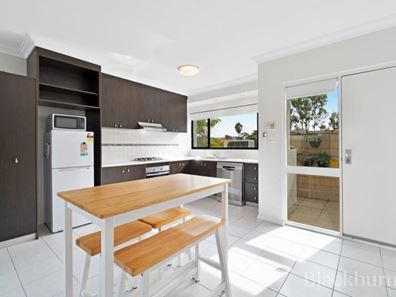 2/2 White Place, Subiaco WA 6008