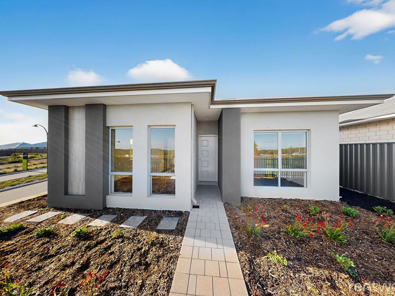 2 Solar Wy, Eglinton