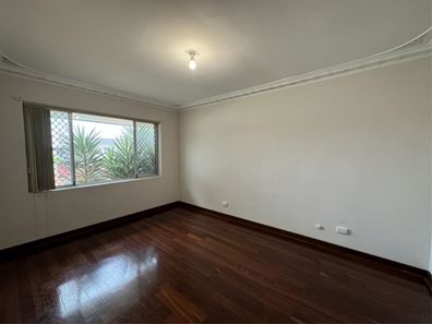 1/20 Goomarl Street, Dudley Park WA 6210