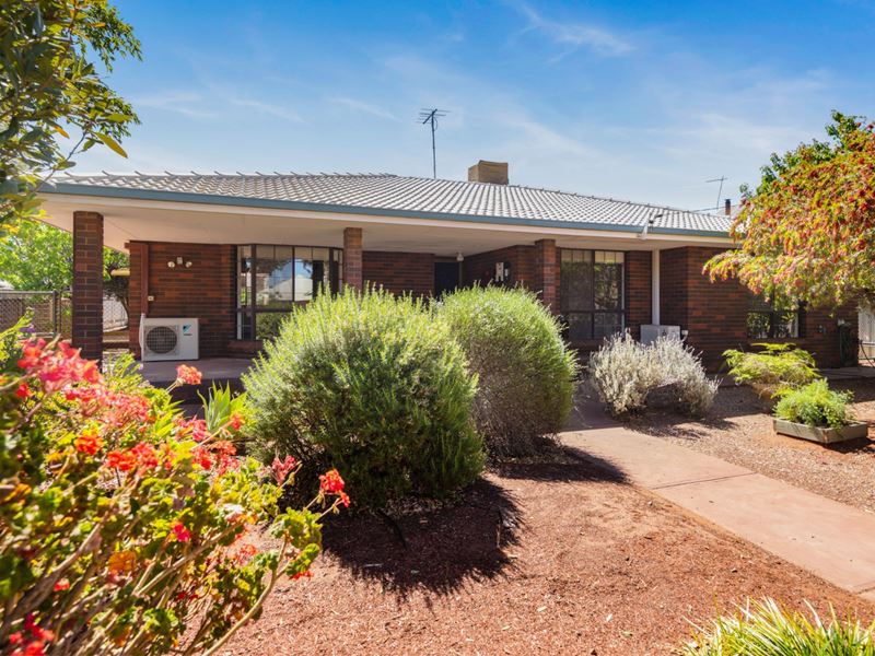 40 Ward Street, Lamington WA 6430