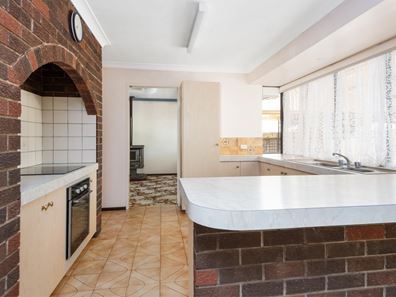 40 Ward Street, Lamington WA 6430