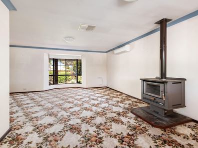 40 Ward Street, Lamington WA 6430