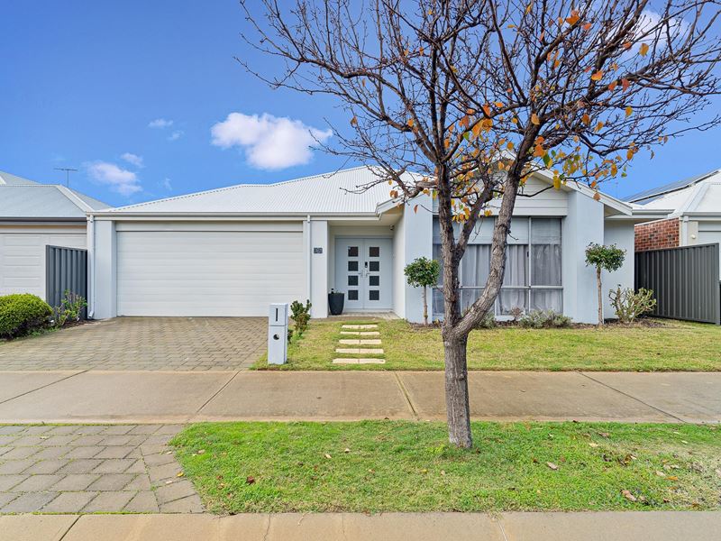 32 Bridgewater Boulevard, Erskine