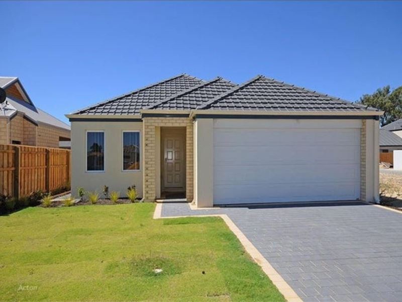 5 Churchill  Green, Canning Vale WA 6155