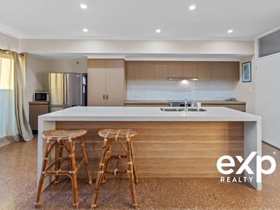 12 Dugong Close, Exmouth WA 6707