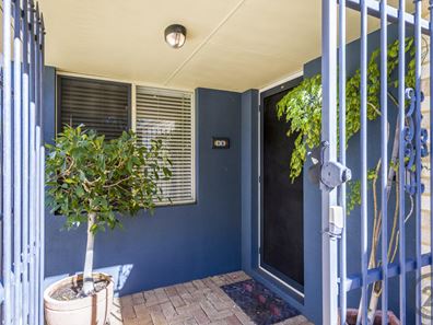 9B Eden Street, Dudley Park WA 6210