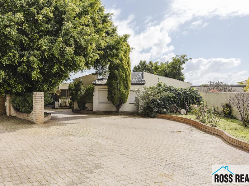 9 Mannite Place, Stirling WA 6021