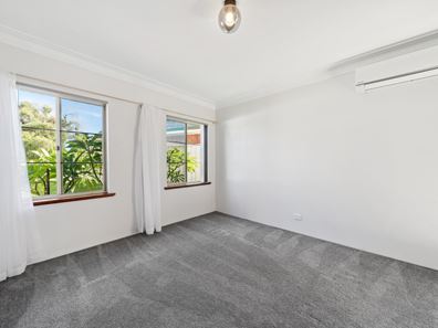 12A Durban Place, Warnbro WA 6169