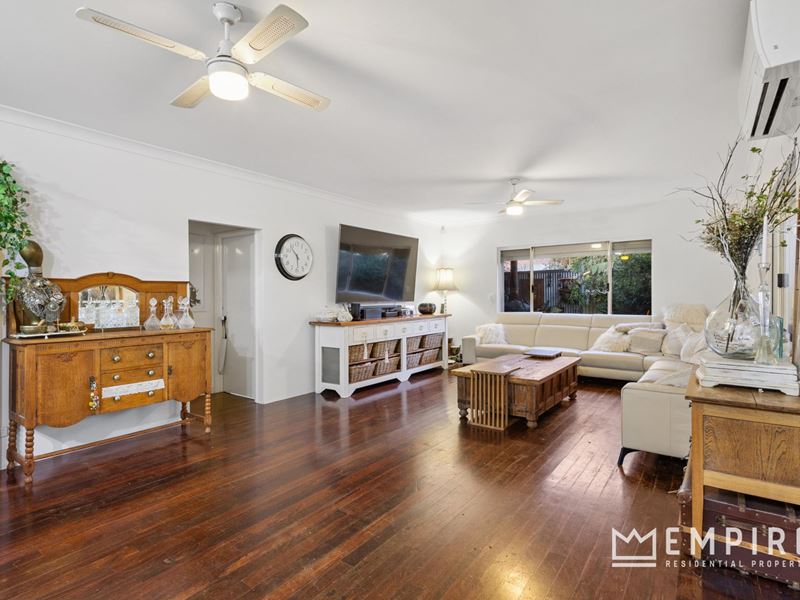 4 Thorsager Street, Coolbellup WA 6163
