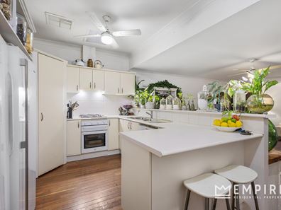 4 Thorsager Street, Coolbellup WA 6163
