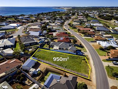 5 Hillview drive, Drummond Cove WA 6532