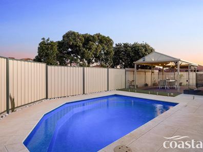 12 Porto Novo Mews, Secret Harbour WA 6173