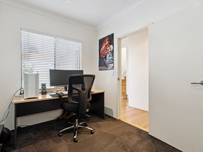 87C Oswald Street, Innaloo WA 6018