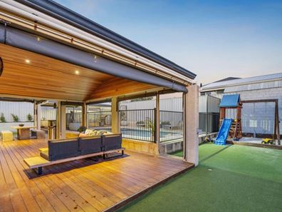 37 Taylor Way, Hillarys WA 6025