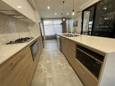 19 Hesperia Parade, Ellenbrook WA 6069